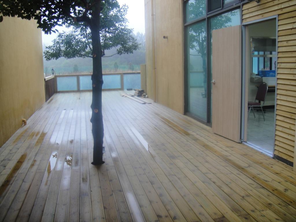 Geomunoreum Hostel Jeju Bagian luar foto