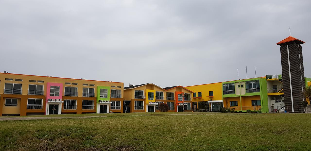 Geomunoreum Hostel Jeju Bagian luar foto
